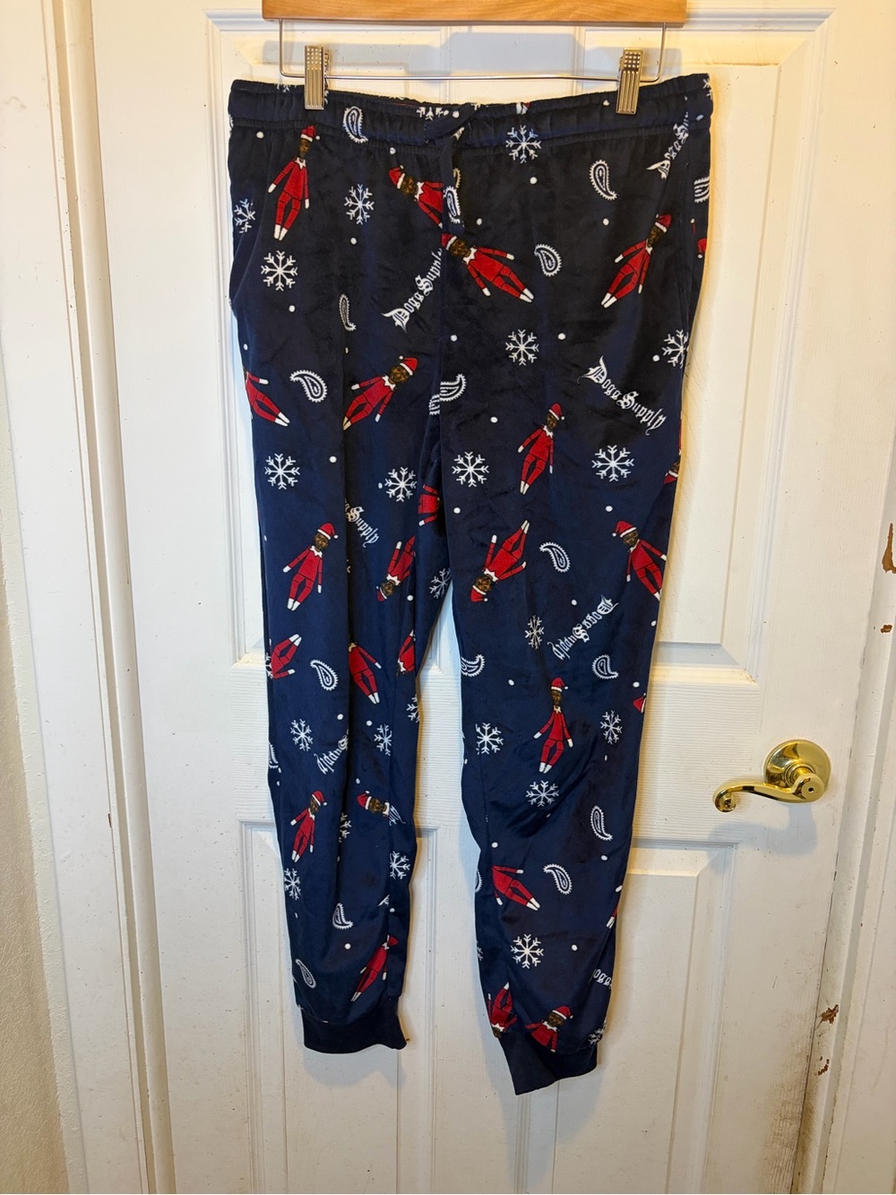 Men's Snoop Dogg Snoop Elf on the Shelf Navy Joggers